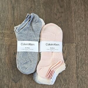 NWT CALVIN KLEIN NO SHOW SOCKS 12 PAIR